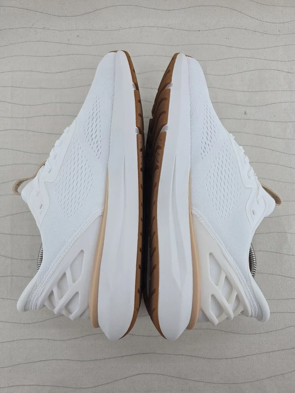 Kizik Womens Athens Step-in Mesh Ivory Peach Walking Athletic Shoes Size 11